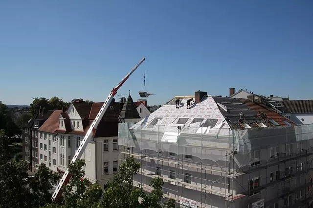 Dacheindeckungen, Unterdachkonstruktionen, Dachfenstereinbau, Kaminkopf-Sanierung, Wärmedämmung, Manuel Holzer, Dornbirn